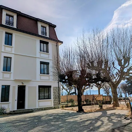 La Du Petit Port - & Apartment