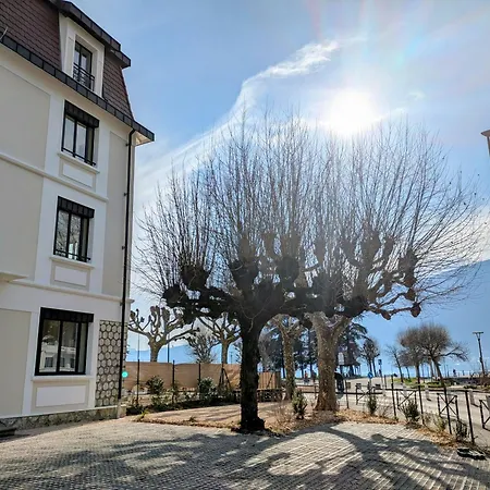 Apartment La Du Petit Port - & *