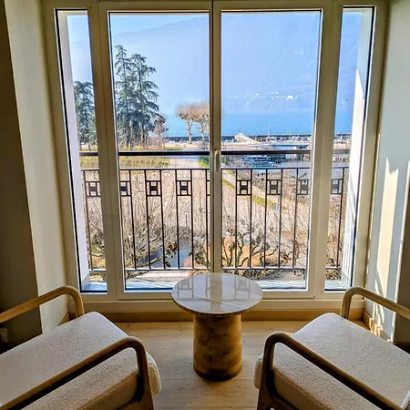 La Du Petit Port - & Apartment Aix-les-Bains