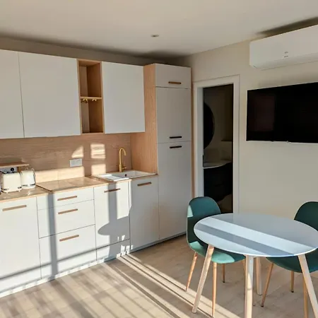 Apartment La Du Petit Port - & Aix-les-Bains